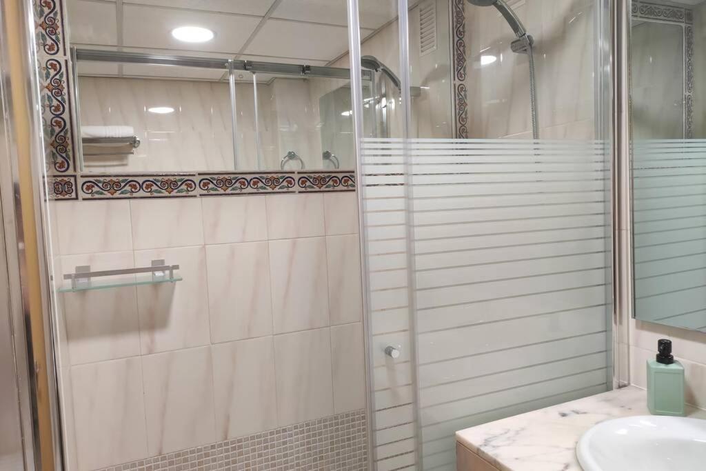 Paradis Salou, Centro Turistico, Wifi, Piscina, Vistas Al Mar Exteriör bild