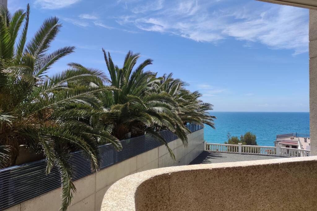 Paradis Salou, Centro Turistico, Wifi, Piscina, Vistas Al Mar Exteriör bild
